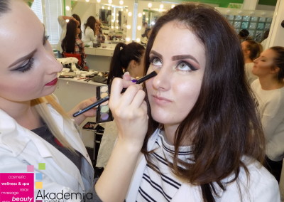 PREPOZNATLJIV STIL ŠMINKANJA – prva godina, smer Makeup artist