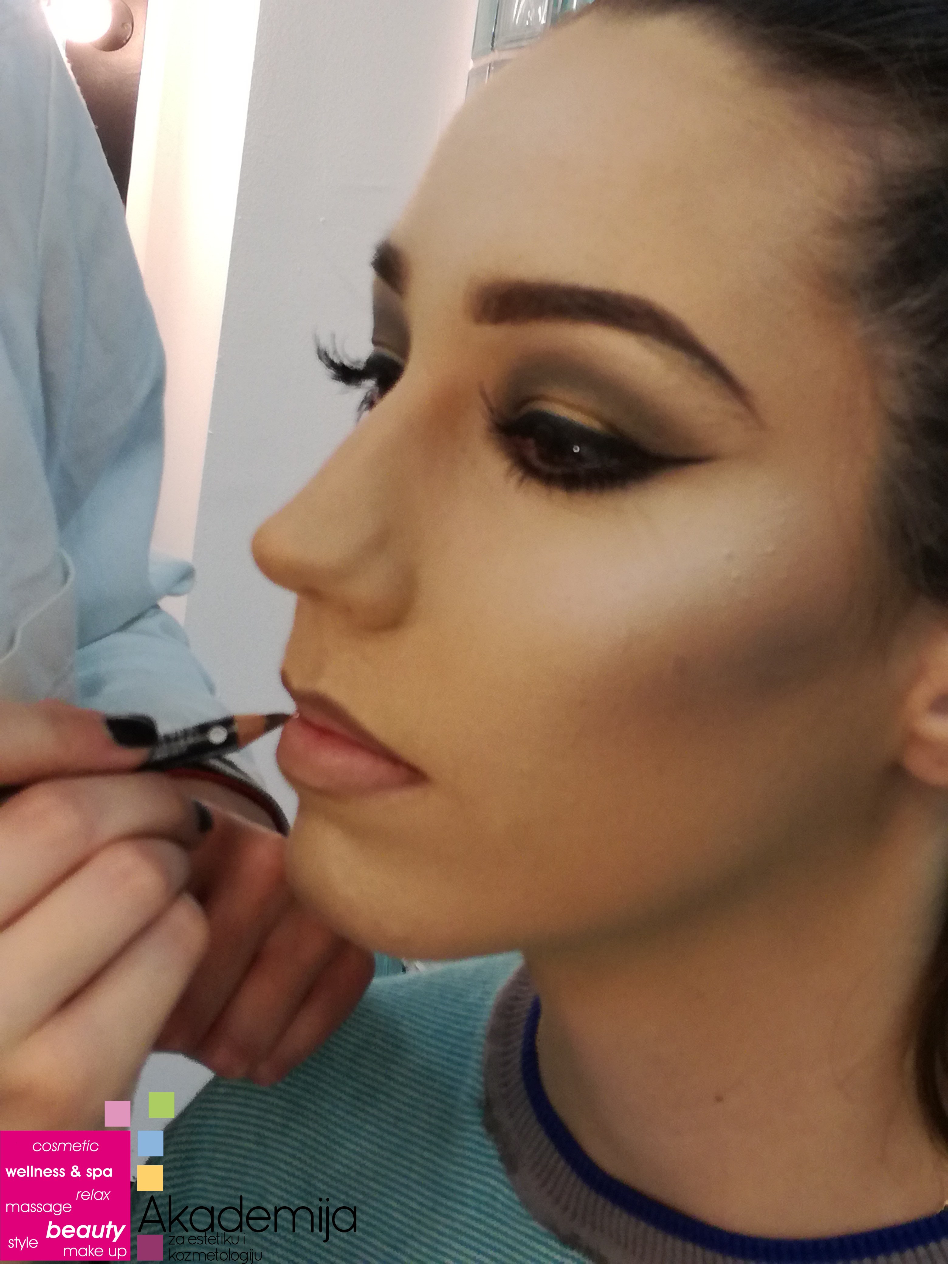 DOBITNICE NAGRADNOG ŠMINKANJA NA AKADEMIJI PURITY – sa nastave na predmetu scenska šminka