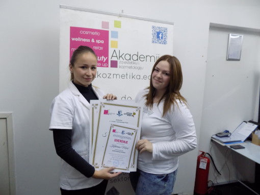 Katarina Mićić, akademski kurs tehnika šminkanja lica